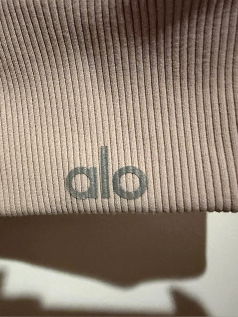 ALO Yoga Blush Pink Crisscross Sports Bra - Picture 3 of 4